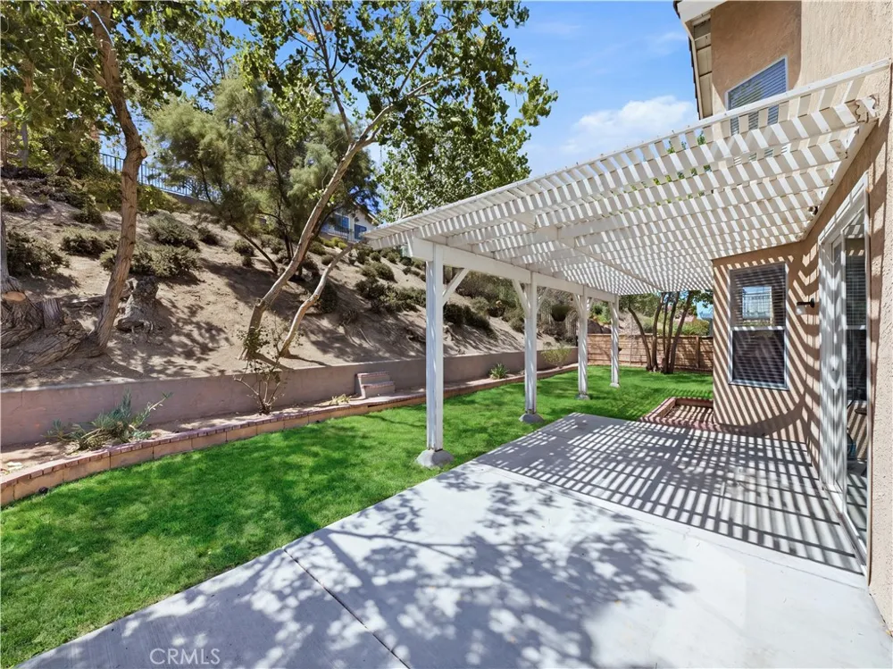1820 Dawnridge Court Palmdale, CA 93551