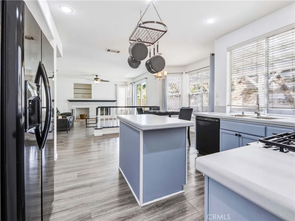 1820 Dawnridge Court Palmdale, CA 93551
