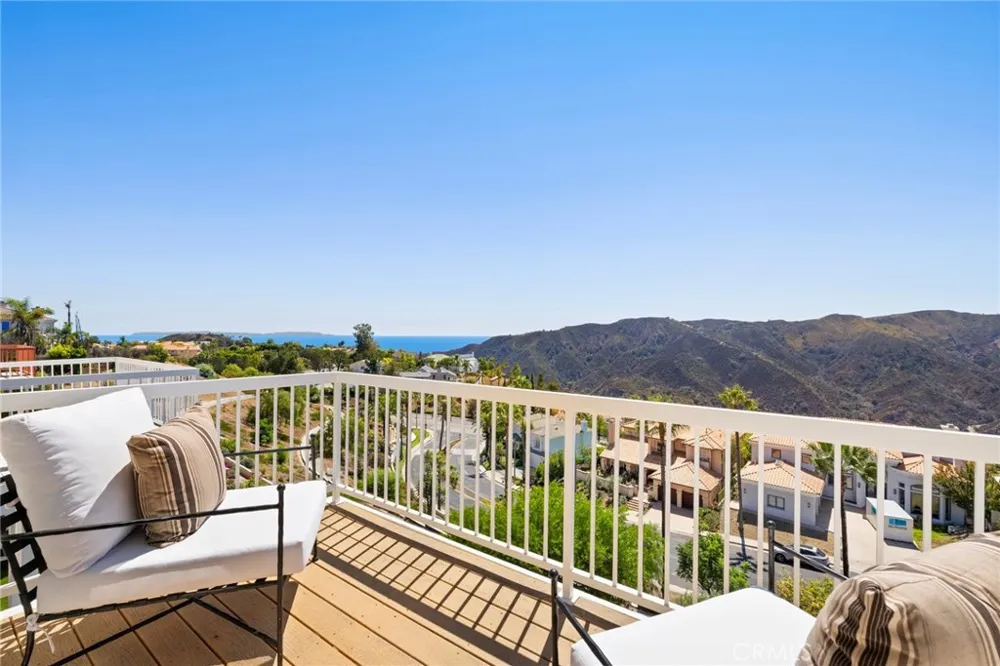 1486 Paseo De Oro Pacific Palisades, CA 90272