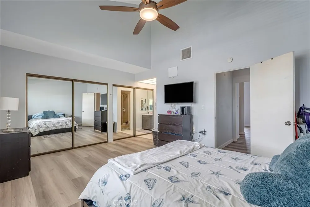 6863 Mulberry Garden Grove, CA 92845