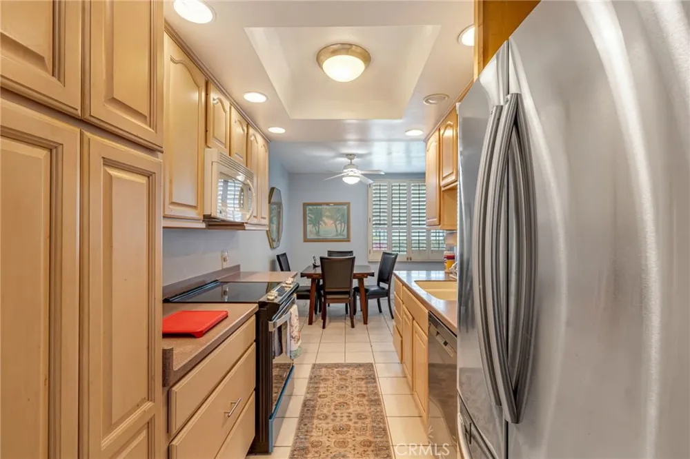6863 Mulberry Garden Grove, CA 92845