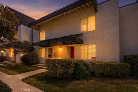 6863 Mulberry