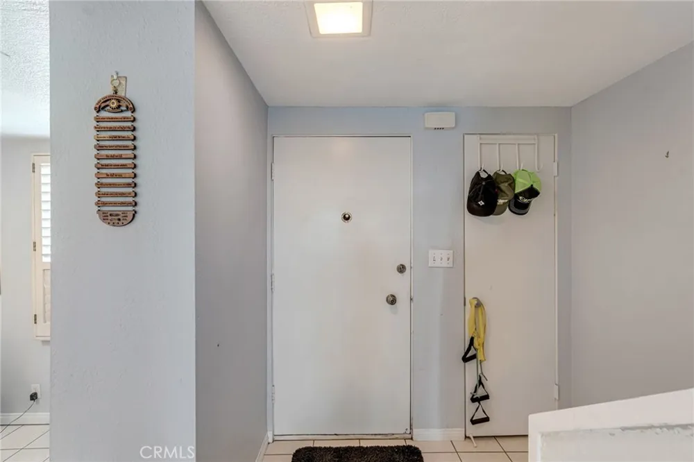 6863 Mulberry Garden Grove, CA 92845