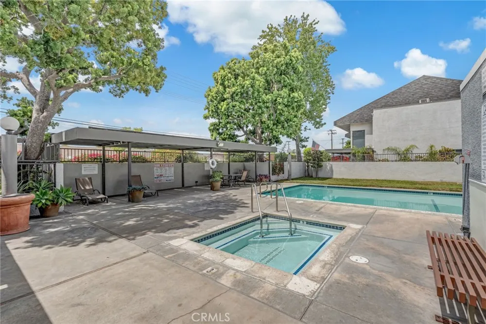 6863 Mulberry Garden Grove, CA 92845