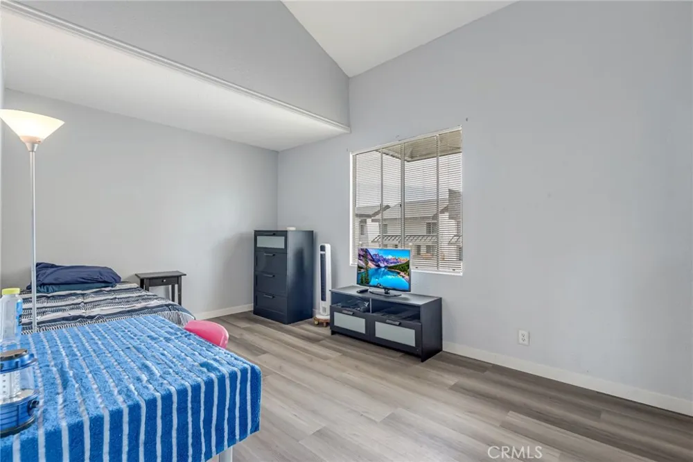 6863 Mulberry Garden Grove, CA 92845
