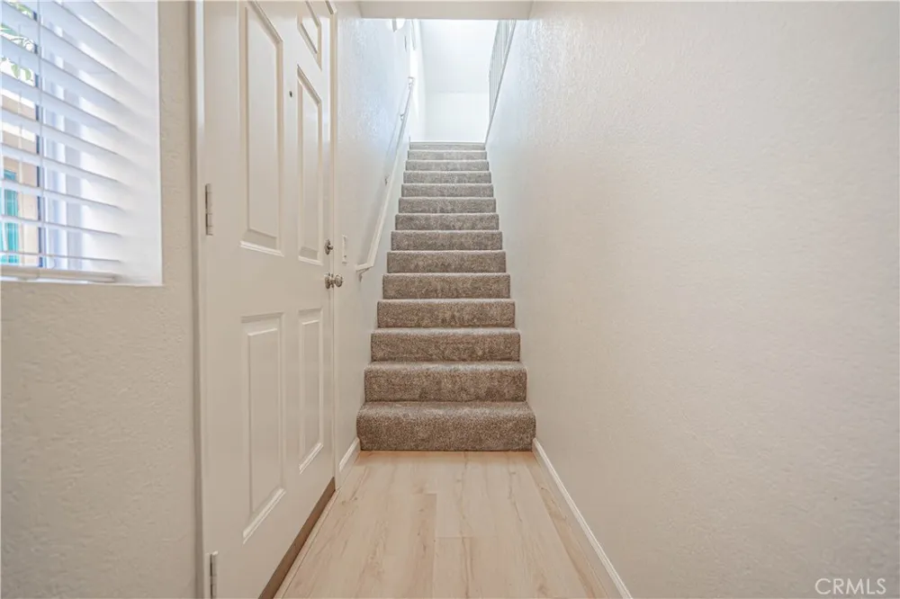18834 Vista Del Canon #E Newhall, CA 91321