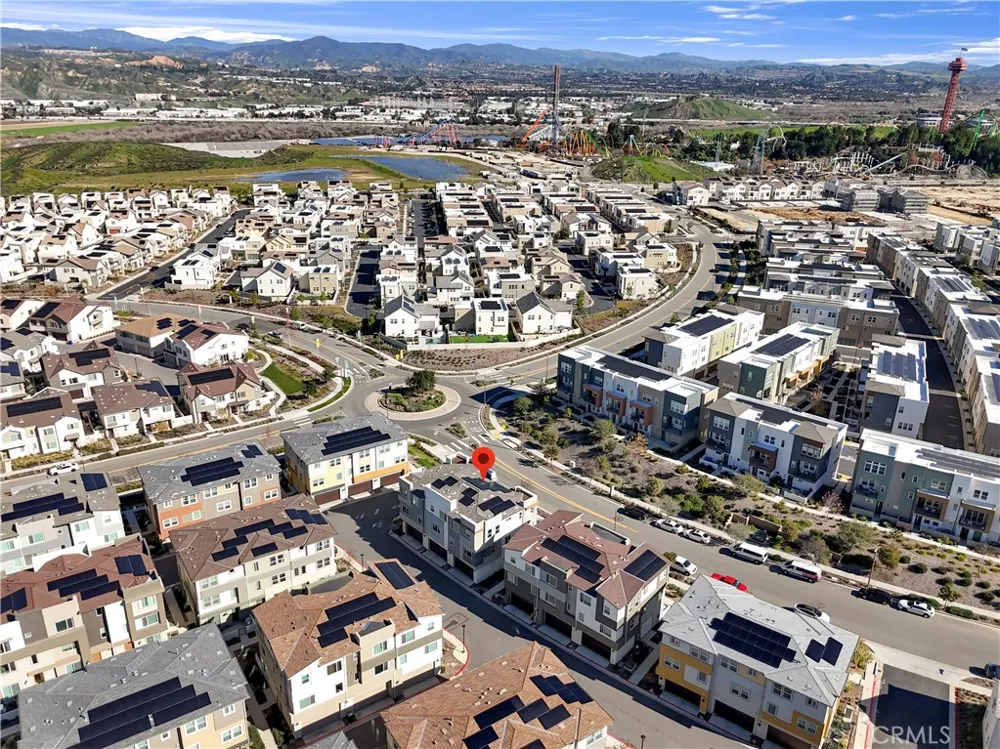 27582 Manzanita Way Valencia, CA 91381