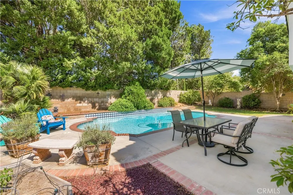 40060 Castana Palmdale, CA 93551
