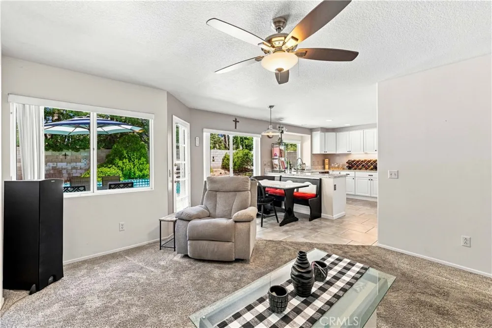 40060 Castana Palmdale, CA 93551