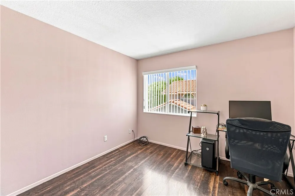 40060 Castana Palmdale, CA 93551