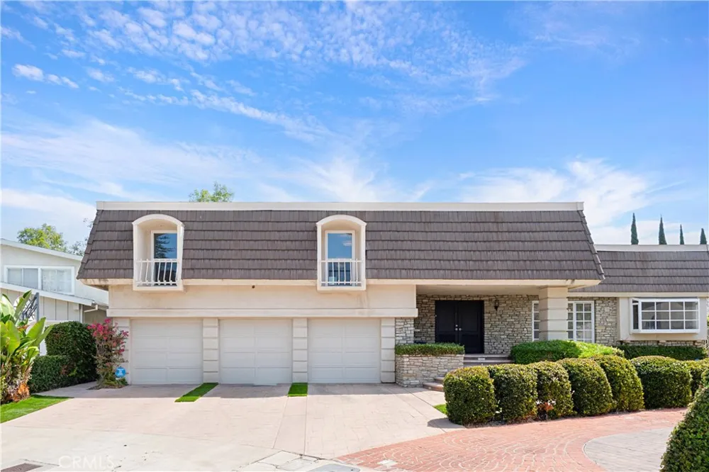 23900 Berdon Street Woodland Hills, CA 91367