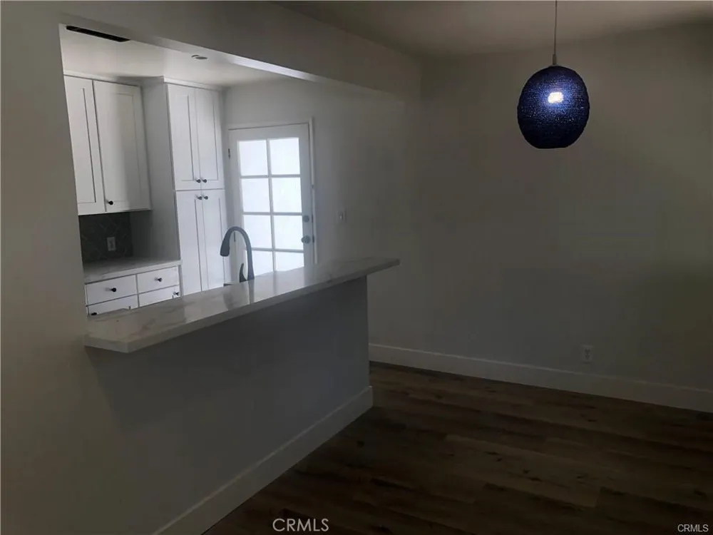 23142 Dolorosa Woodland Hills, CA 91367