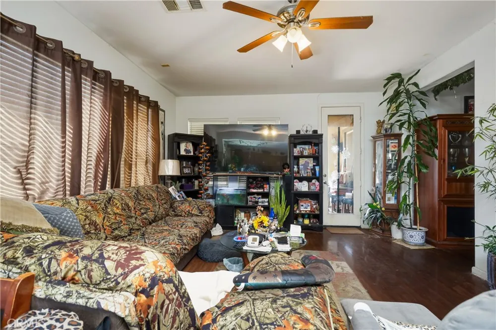 37854 Old Adobe Court Palmdale, CA 93552