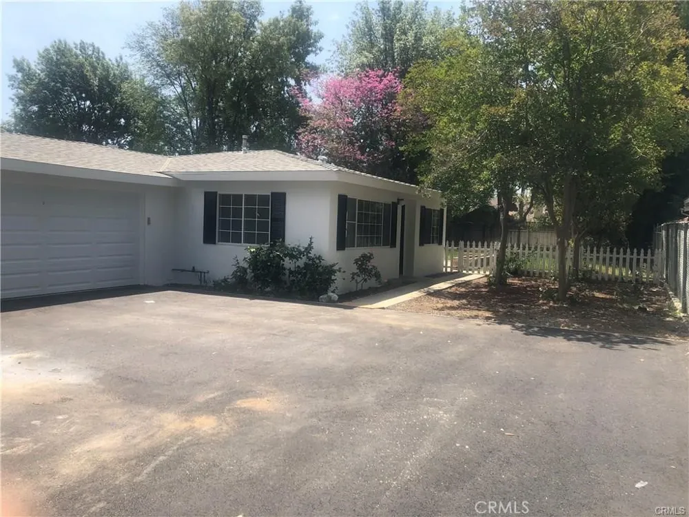 23144 Dolorosa Woodland Hills, CA 91367