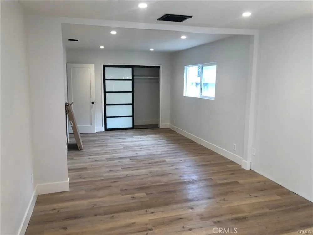 23144 Dolorosa Woodland Hills, CA 91367