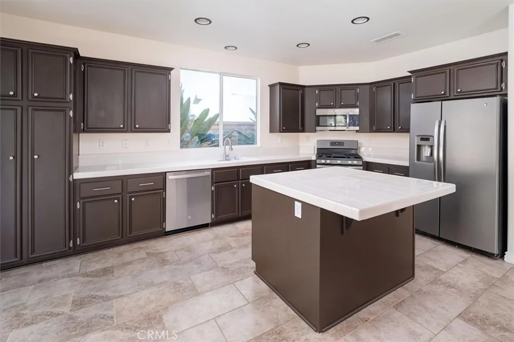 32029 Cypress Way Castaic, CA 91384