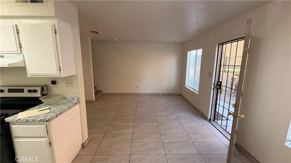 3217 Fortier #B Bakersfield, CA 93306