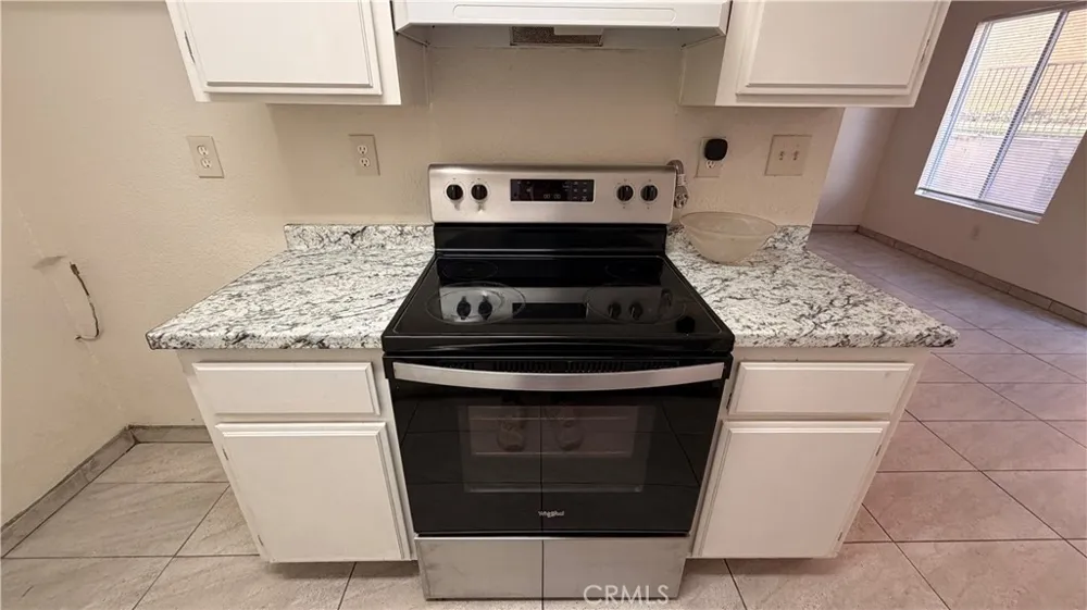 3217 Fortier #B Bakersfield, CA 93306