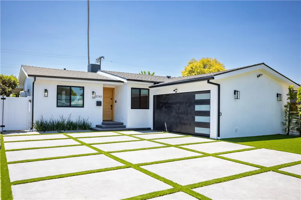 5743 Natick Ave Sherman Oaks, CA 91411
