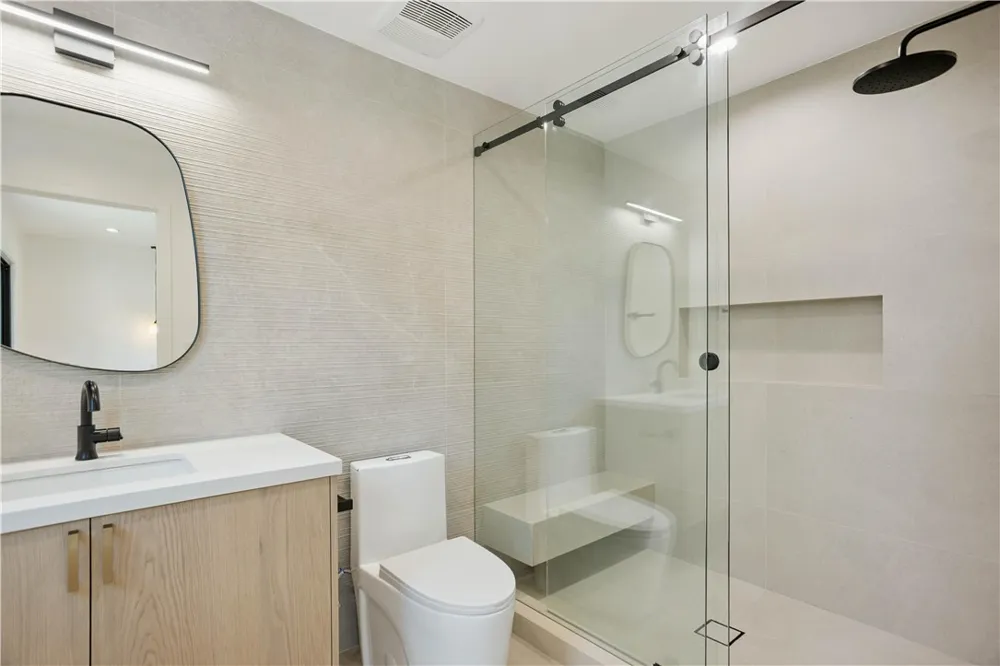 5743 Natick Ave Sherman Oaks, CA 91411