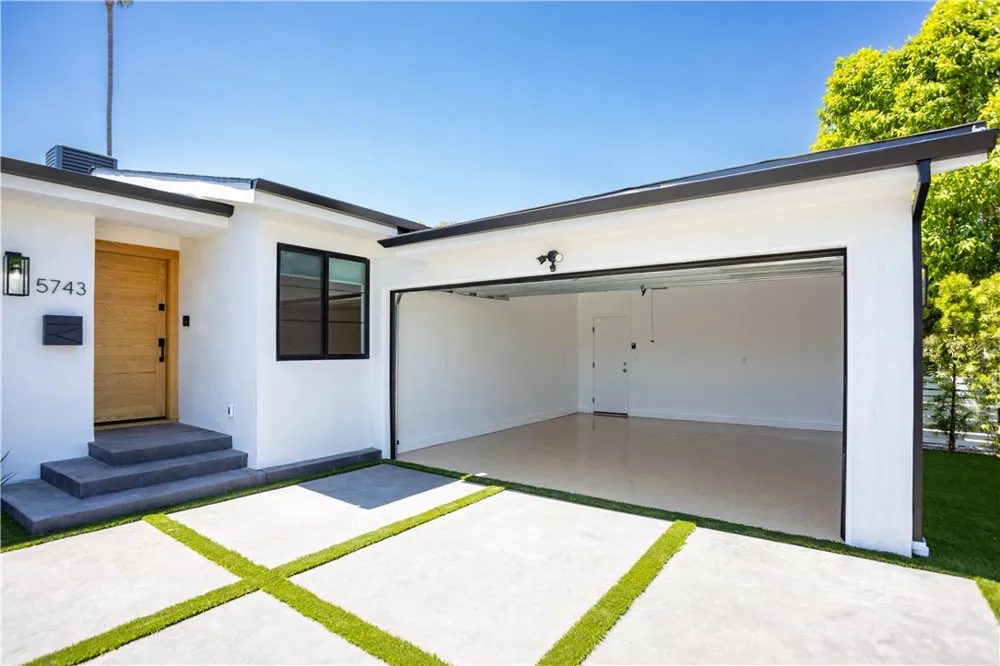 5743 Natick Ave Sherman Oaks, CA 91411
