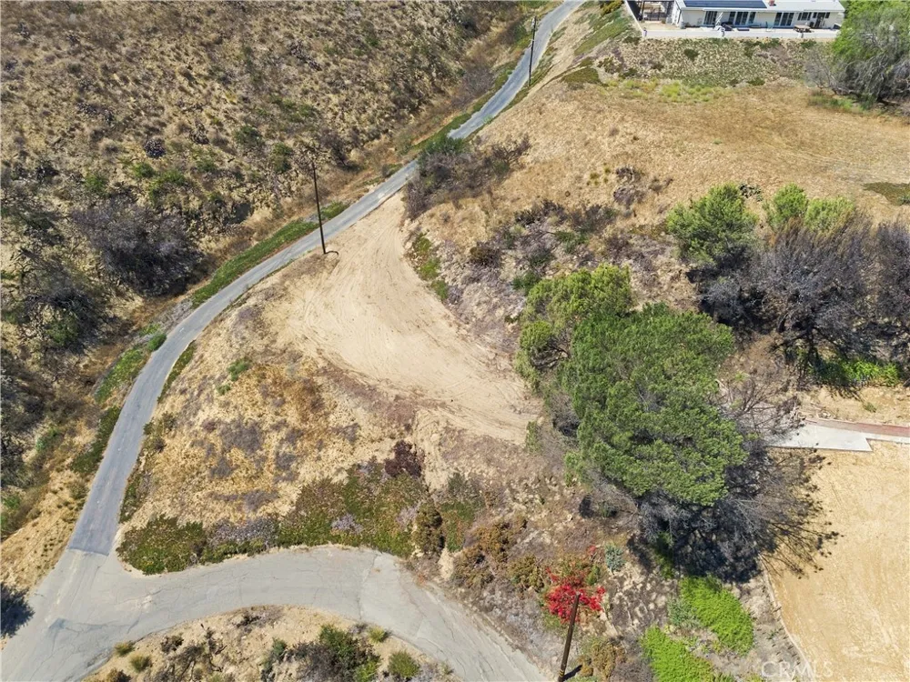244 Highland Drive Camarillo, CA 93010