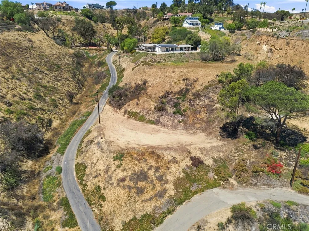 244 Highland Drive Camarillo, CA 93010