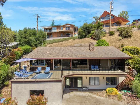 2232 East Lakeshore Drive