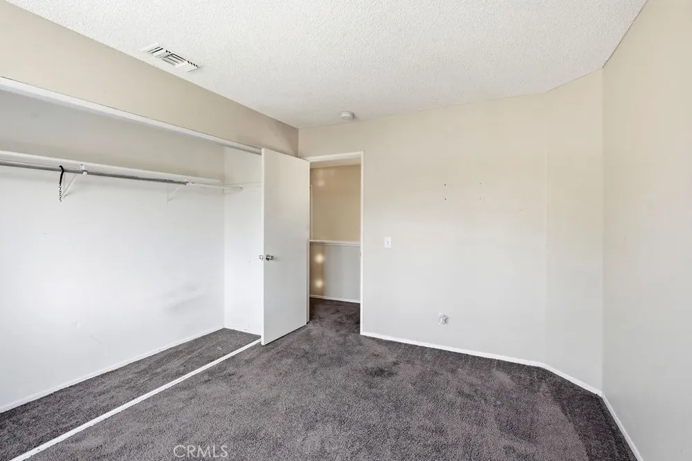 4722 E Avenue R4 Palmdale, CA 93552