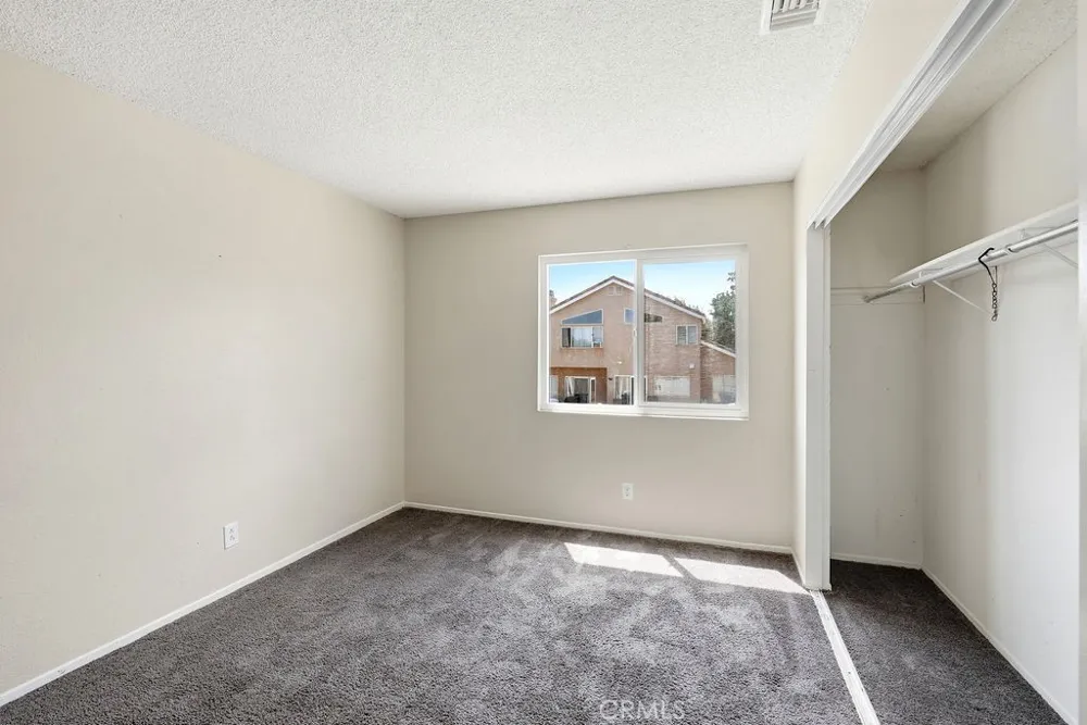 4722 E Avenue R4 Palmdale, CA 93552