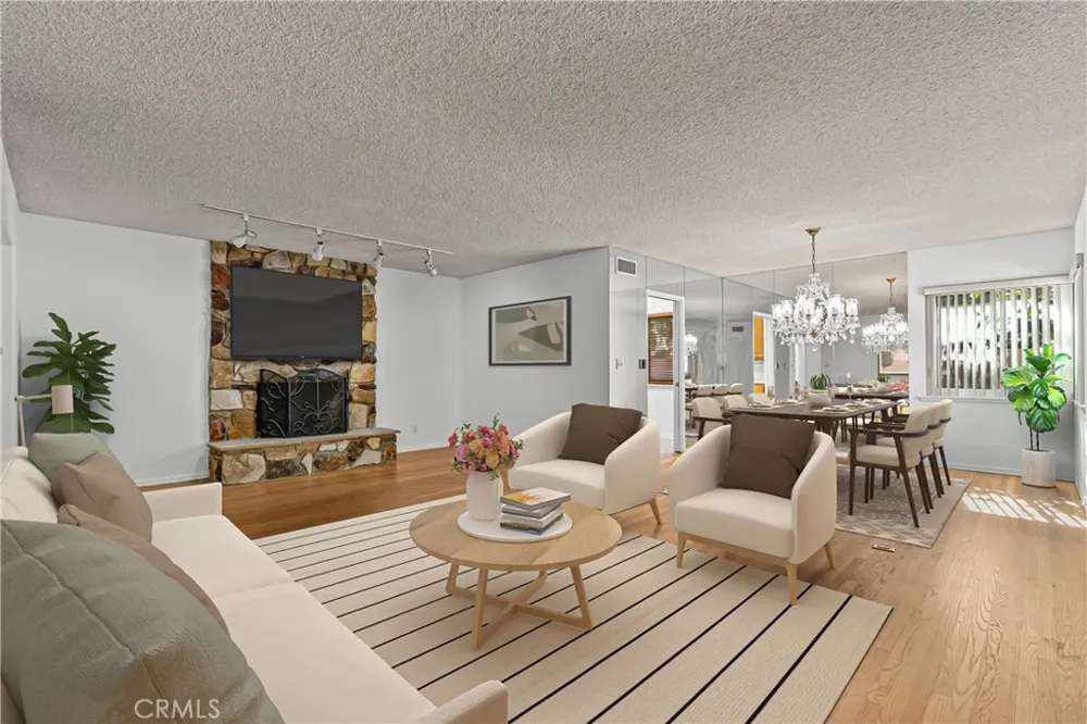 15933 Tupper Street North Hills, CA 91343