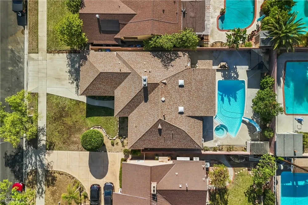 15933 Tupper Street North Hills, CA 91343