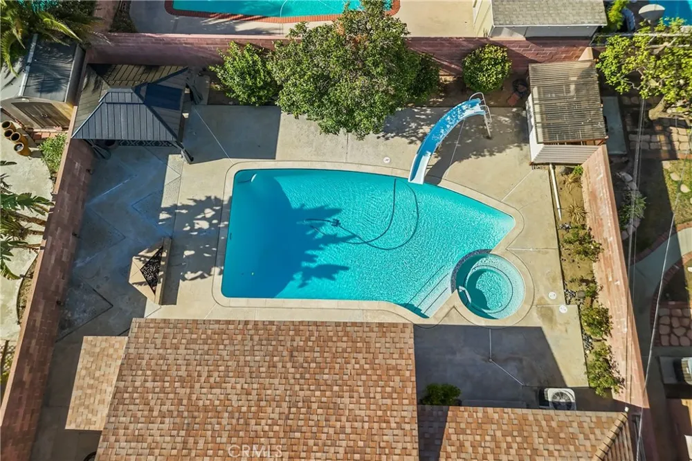 15933 Tupper Street North Hills, CA 91343
