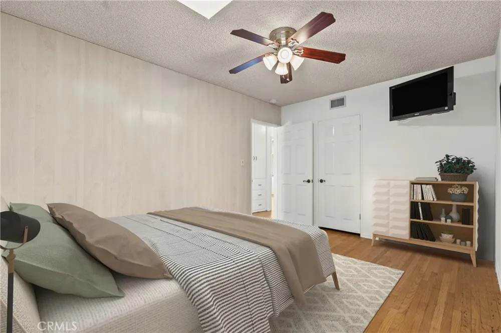 15933 Tupper Street North Hills, CA 91343