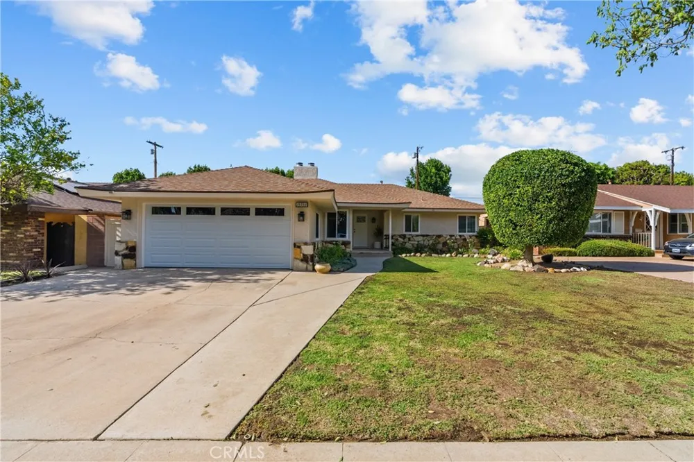 15933 Tupper Street North Hills, CA 91343