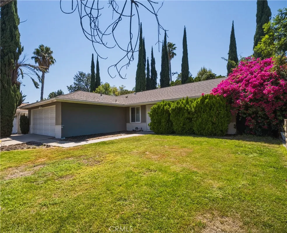 8333 Sedan West Hills, CA 91304