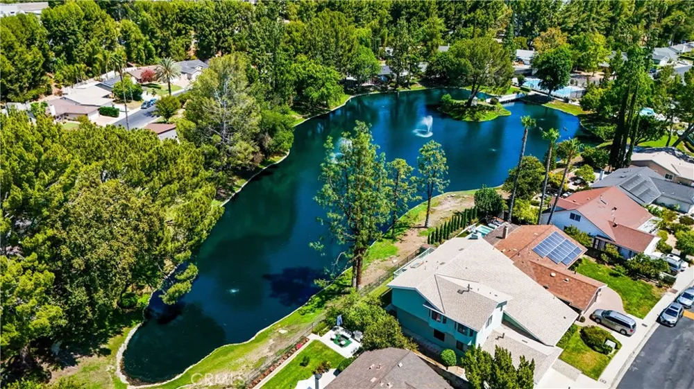 8333 Sedan West Hills, CA 91304