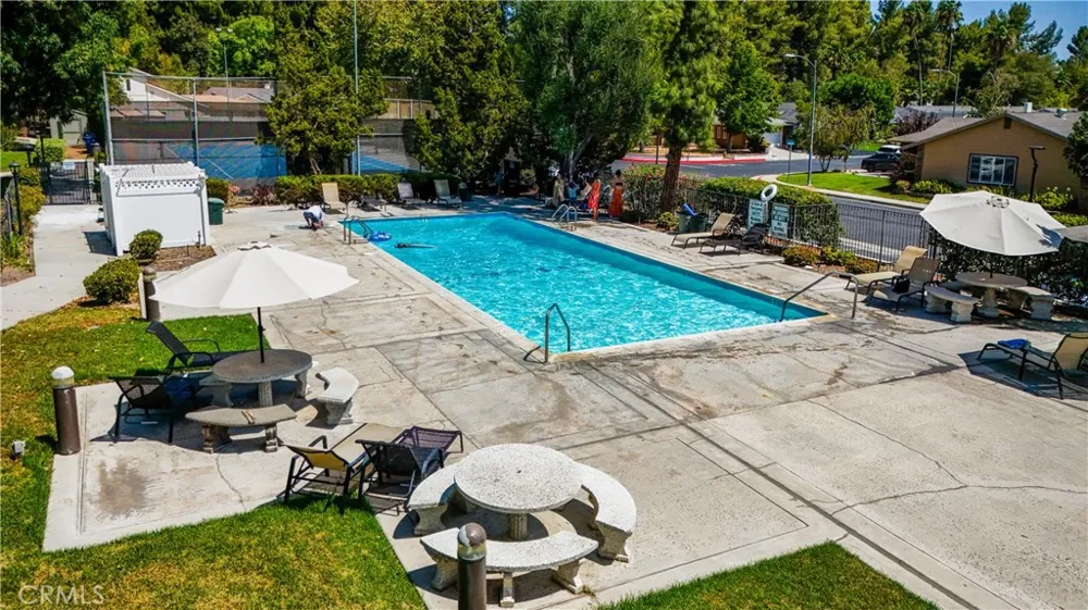 8333 Sedan West Hills, CA 91304