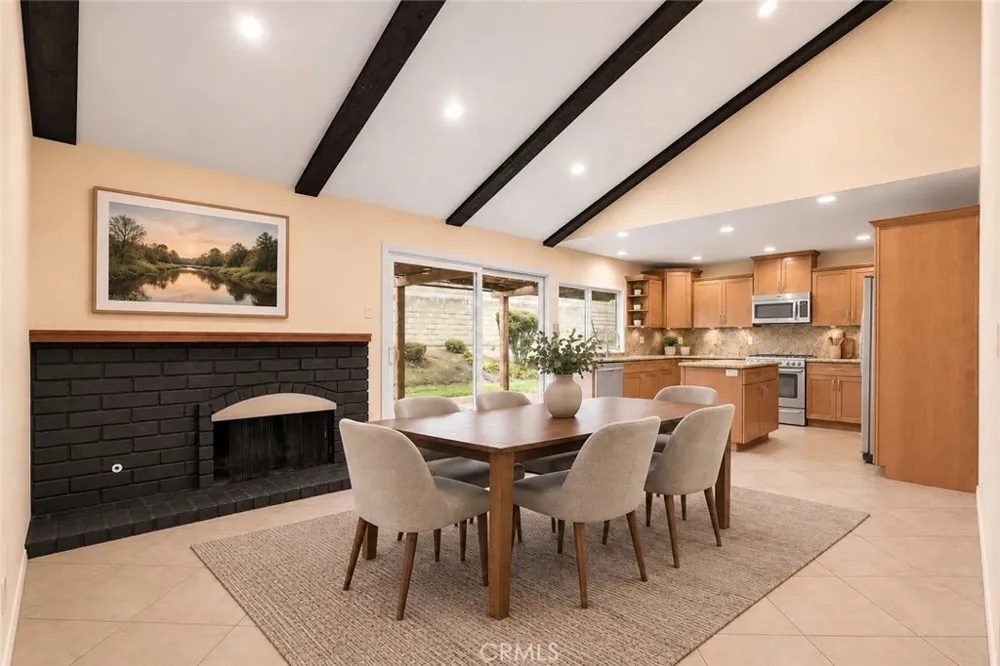 2391 Timberlane Simi Valley, CA 93063