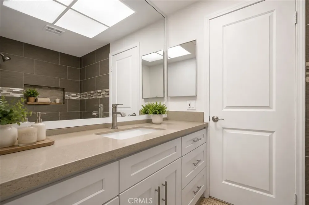 2391 Timberlane Simi Valley, CA 93063