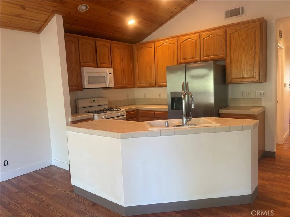 1800 Linden Drive Pine Mountain Club, CA 93222