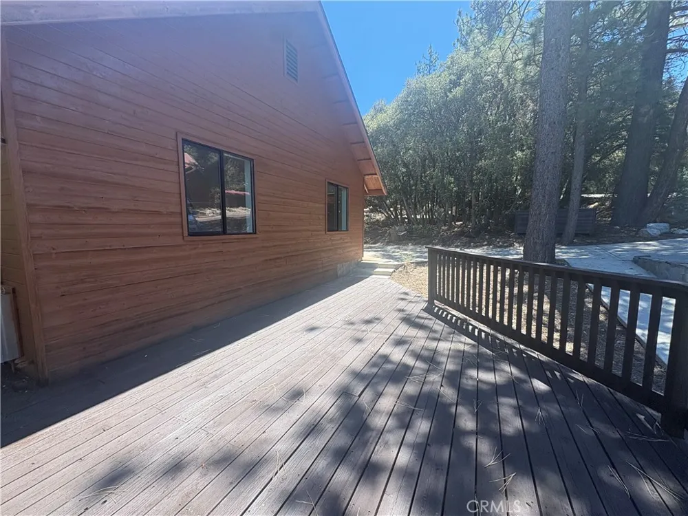 1800 Linden Drive Pine Mountain Club, CA 93222