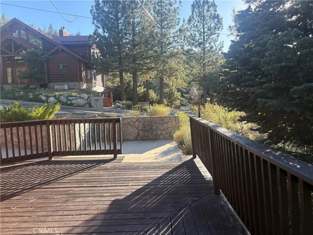 1800 Linden Drive Pine Mountain Club, CA 93222