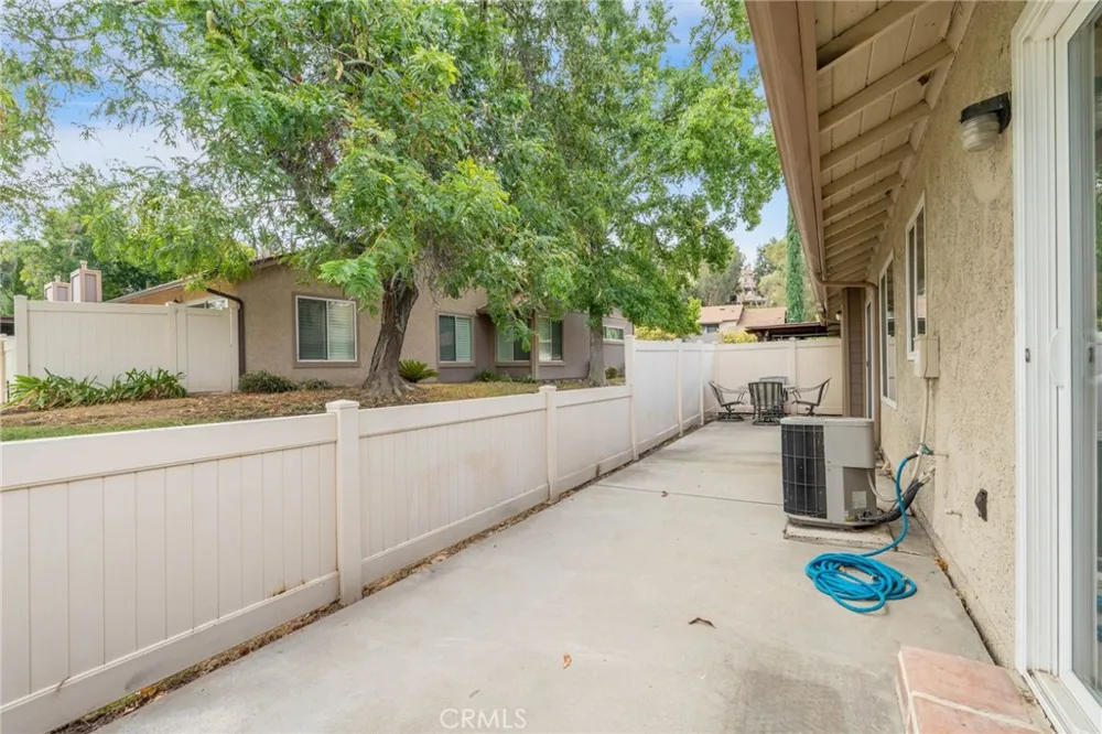 26105 Rainbow Glen Drive Newhall, CA 91321