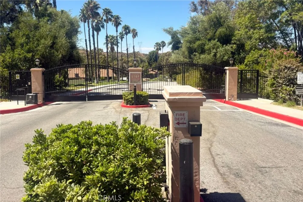 26105 Rainbow Glen Drive Newhall, CA 91321