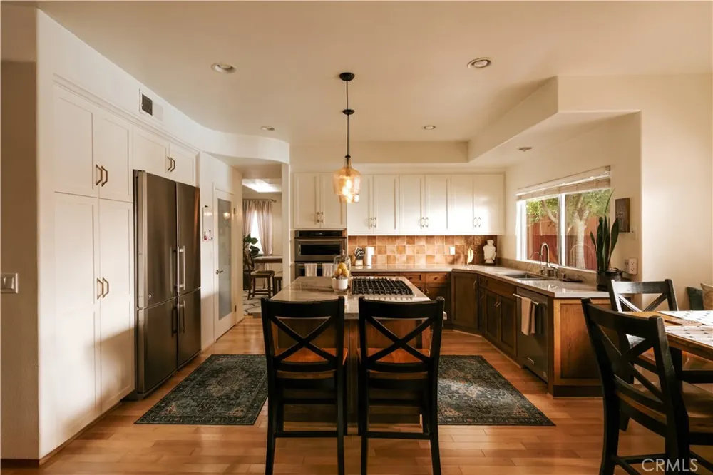 14709 Otsego Sherman Oaks, CA 91403