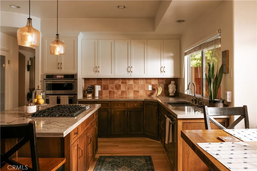 14709 Otsego Sherman Oaks, CA 91403