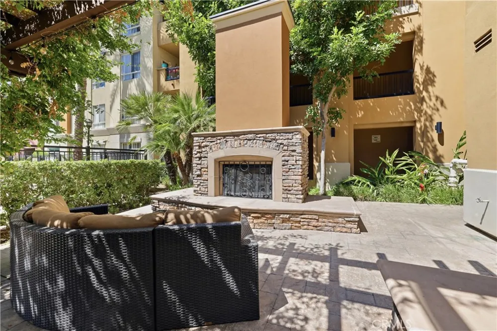 24505 Town Center Drive #7408 Valencia, CA 91355