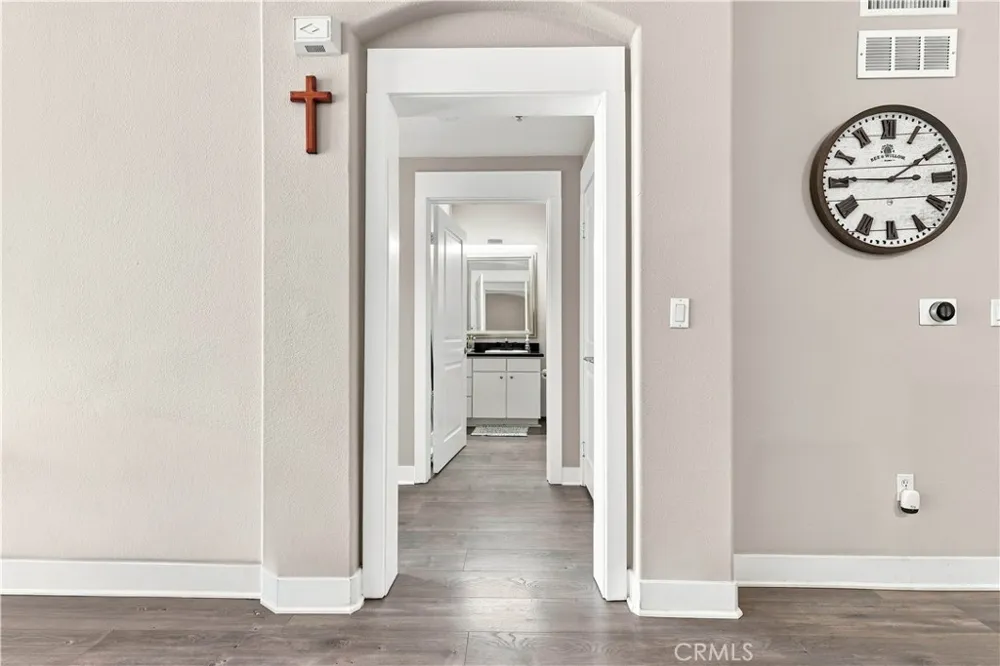 24505 Town Center Drive #7408 Valencia, CA 91355