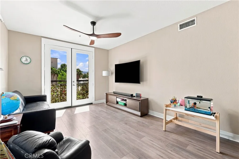 24505 Town Center Drive #7408 Valencia, CA 91355